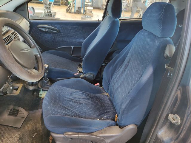 bontott FIAT PUNTO II Bal első Ajtózár