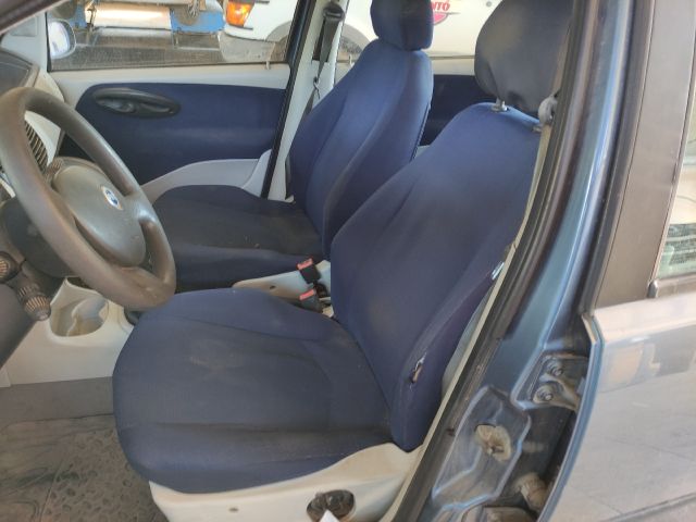 bontott FIAT PUNTO II Bal első Ajtózár