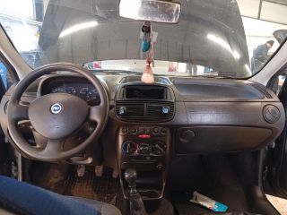 bontott FIAT PUNTO II Bal első Ajtózár