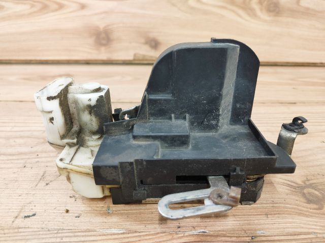 bontott FIAT PUNTO II Bal első Ajtózár