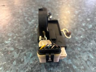 bontott FIAT PUNTO II Bal első Ajtózár