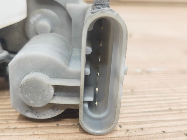 bontott FIAT PUNTO II Bal első Ajtózár