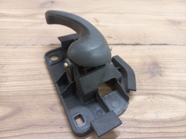 bontott FIAT PUNTO II Bal első Belső Kilincs