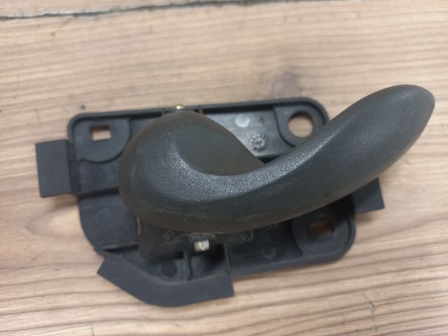 bontott FIAT PUNTO II Bal első Belső Kilincs