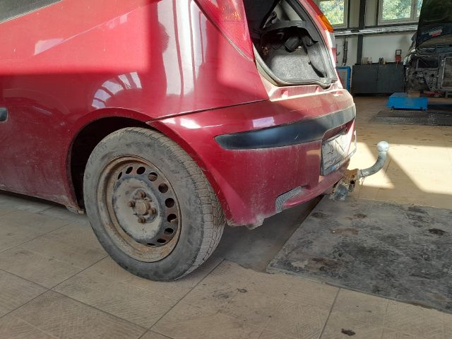 bontott FIAT PUNTO II Bal első Hangszóró