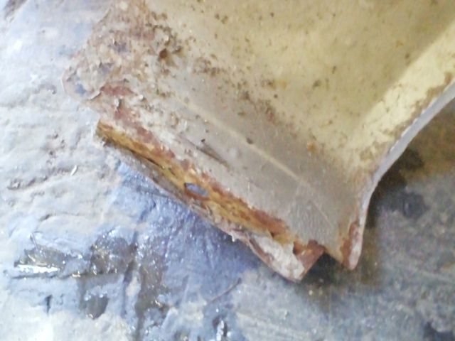 bontott FIAT PUNTO II Bal első Sárvédő