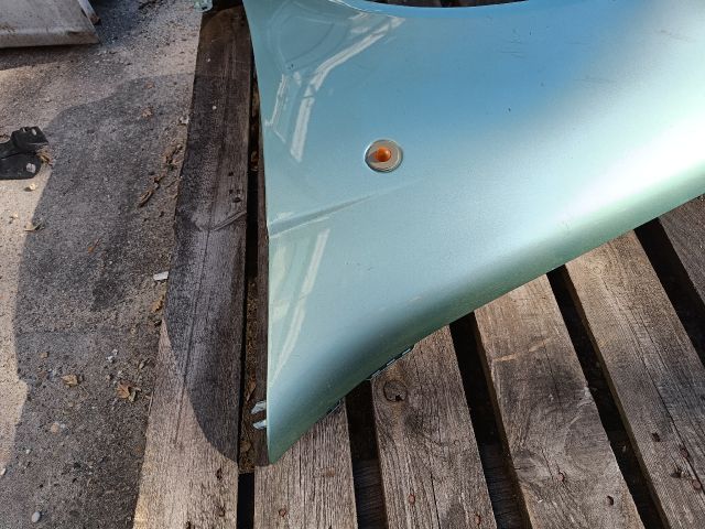 bontott FIAT PUNTO II Bal első Sárvédő