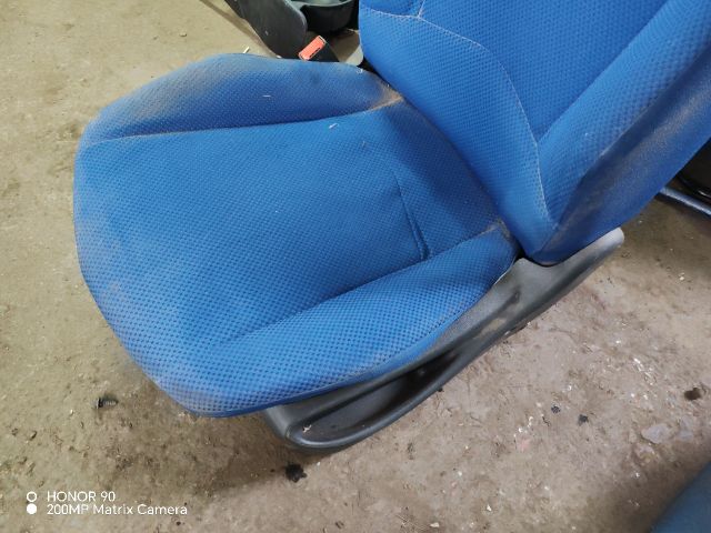 bontott FIAT PUNTO II Bal első Ülés