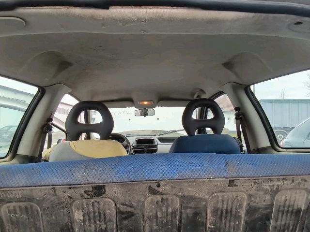 bontott FIAT PUNTO II Bal első Vízlehúzó Gumicsík