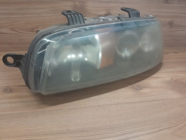 bontott FIAT PUNTO II Bal Fényszóró