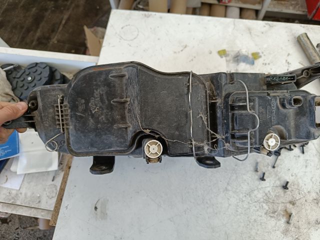 bontott FIAT PUNTO II Bal Fényszóró