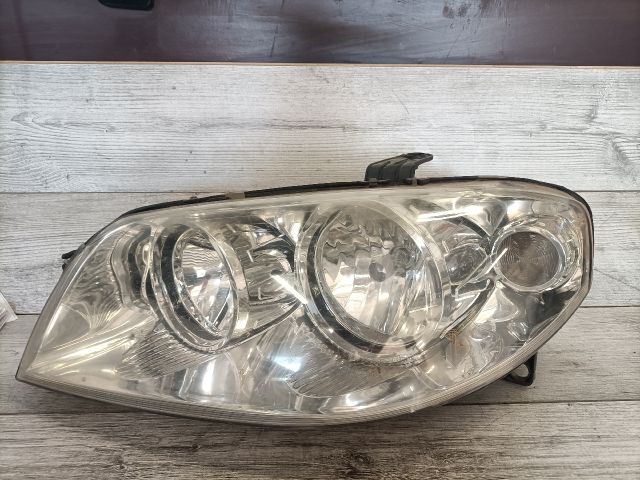 bontott FIAT PUNTO II Bal Fényszóró