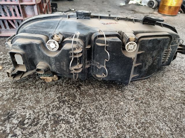 bontott FIAT PUNTO II Bal Fényszóró