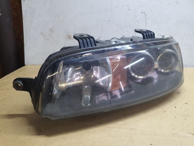 bontott FIAT PUNTO II Bal Fényszóró