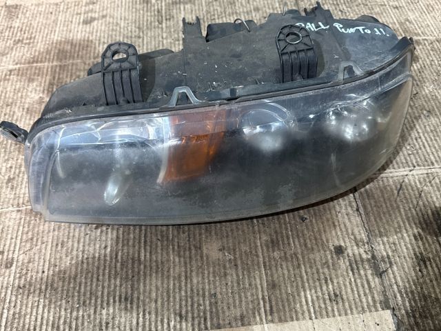 bontott FIAT PUNTO II Bal Fényszóró