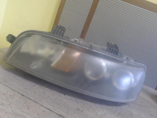 bontott FIAT PUNTO II Bal Fényszóró
