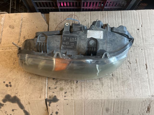 bontott FIAT PUNTO II Bal Fényszóró