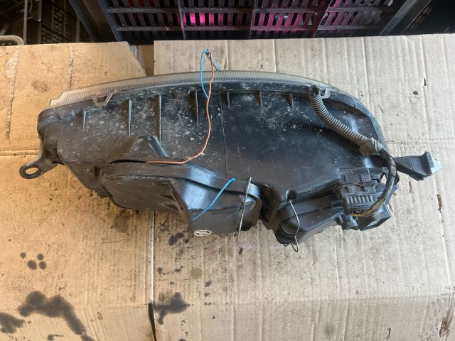 bontott FIAT PUNTO II Bal Fényszóró