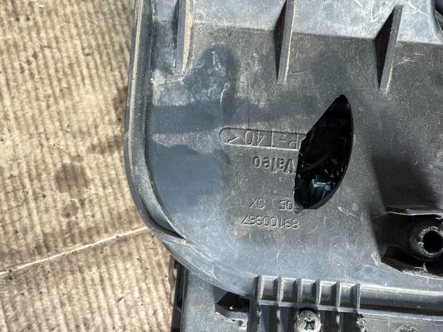 bontott FIAT PUNTO II Bal Fényszóró