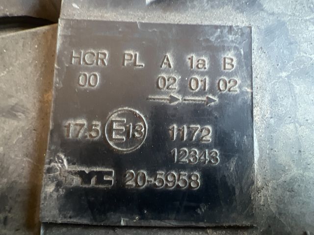 bontott FIAT PUNTO II Bal Fényszóró