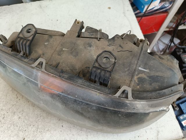 bontott FIAT PUNTO II Bal Fényszóró