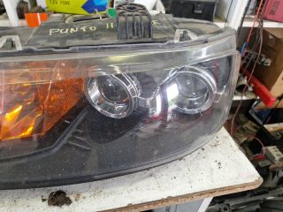 bontott FIAT PUNTO II Bal Fényszóró