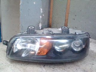 bontott FIAT PUNTO II Bal Fényszóró