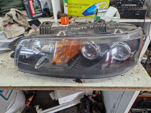 bontott FIAT PUNTO II Bal Fényszóró