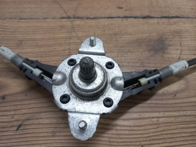 bontott FIAT PUNTO II Bal hátsó Ablakemelő Szerkezet (Mechanikus)