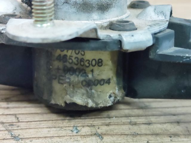 bontott FIAT PUNTO II Bal hátsó Ablakemelő Szerkezet (Mechanikus)