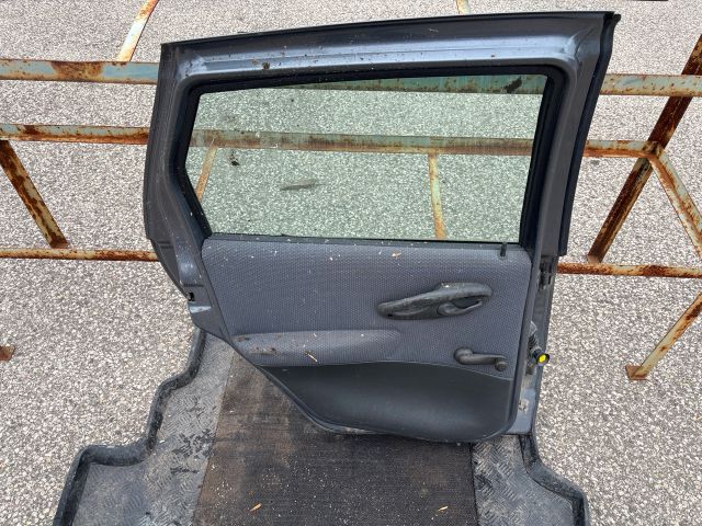 bontott FIAT PUNTO II Bal hátsó Ajtó (Részeivel)