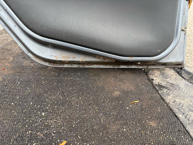 bontott FIAT PUNTO II Bal hátsó Ajtó (Részeivel)