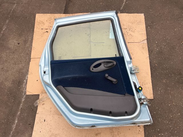 bontott FIAT PUNTO II Bal hátsó Ajtó (Üres lemez)