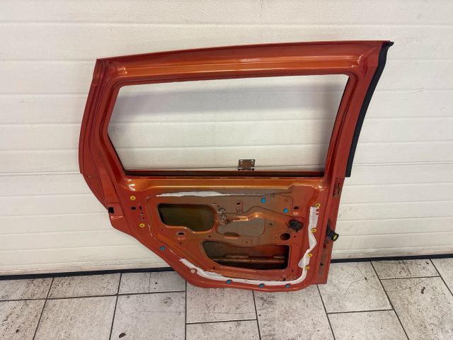 bontott FIAT PUNTO II Bal hátsó Ajtó (Üres lemez)