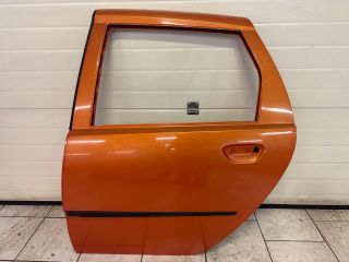 bontott FIAT PUNTO II Bal hátsó Ajtó (Üres lemez)