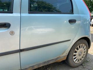 bontott FIAT PUNTO II Bal hátsó Ajtó (Üres lemez)