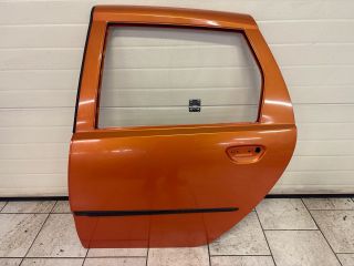 bontott FIAT PUNTO II Bal hátsó Ajtó (Üres lemez)