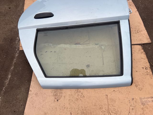 bontott FIAT PUNTO II Bal hátsó Ajtó (Üres lemez)