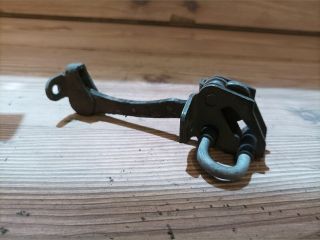 bontott FIAT PUNTO II Bal hátsó Ajtóhatároló