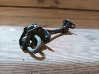 bontott FIAT PUNTO II Bal hátsó Ajtóhatároló