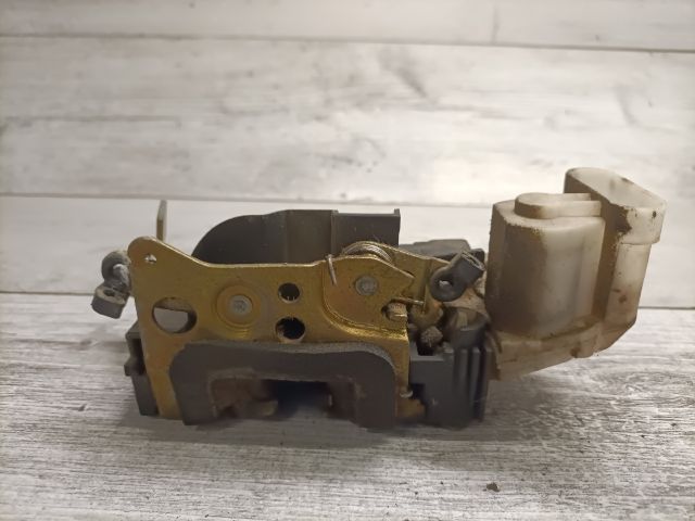 bontott FIAT PUNTO II Bal hátsó Ajtózár