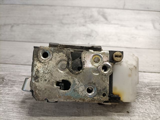 bontott FIAT PUNTO II Bal hátsó Ajtózár