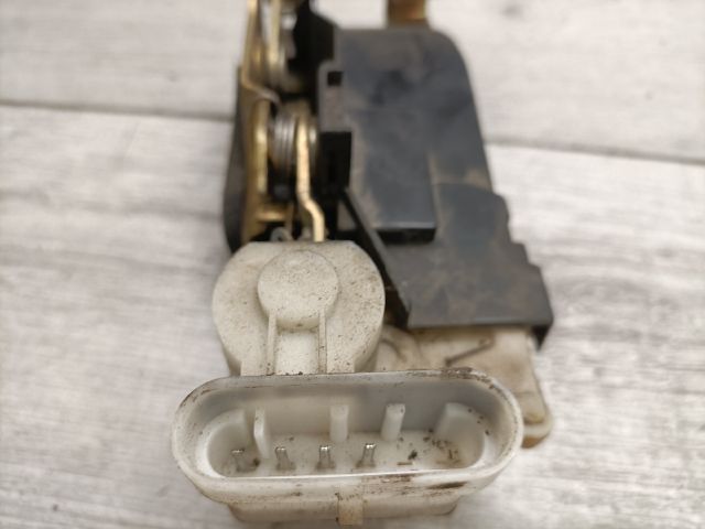 bontott FIAT PUNTO II Bal hátsó Ajtózár