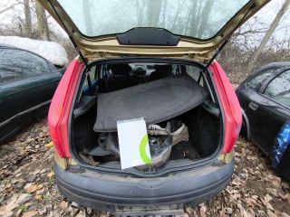 bontott FIAT PUNTO II Bal hátsó Biztonsági Öv Csat