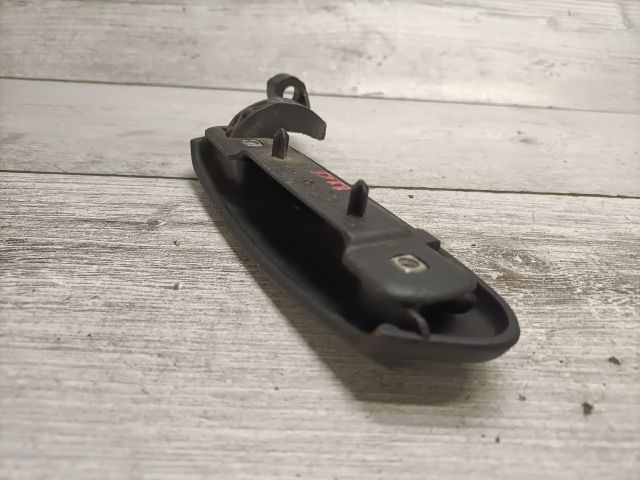 bontott FIAT PUNTO II Bal hátsó Külső Kilincs