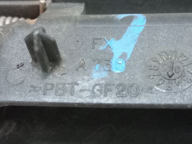 bontott FIAT PUNTO II Bal hátsó Külső Kilincs