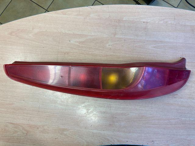 bontott FIAT PUNTO II Bal Hátsó Lámpa