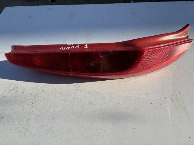 bontott FIAT PUNTO II Bal Hátsó Lámpa