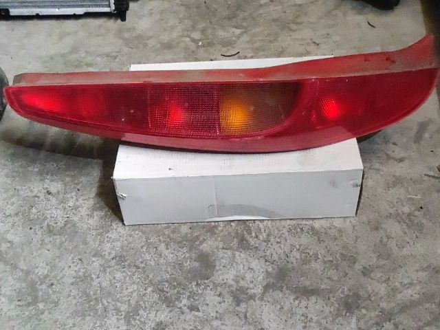 bontott FIAT PUNTO II Bal Hátsó Lámpa