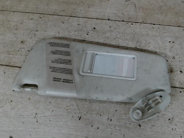 bontott FIAT PUNTO II Bal Napellenző